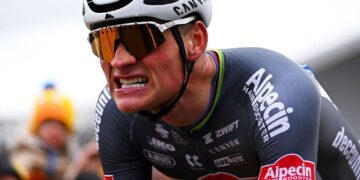 Mathieu Van Der Poel biedt zijn excuses aan teamgenoten aan, amper een paar uur na zijn woede-uitbarsting na zijn solo-overwinning in de E3 Saxo Classic