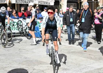 Tom Pidcock Suggests Why Mathieu van der Poel Survived Brutal Milan-San Remo Test: “That Was a Real Shame”