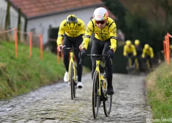 “Wout zal erbij zijn in de Giro d’Italia, dat zal een groot verschil maken” – Visma gelooft dat Wout van Aert kan schitteren in Italië