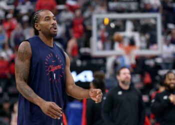 Clippers’ Kawhi Leonard opens up about his latest comeback, state of the NBA and more ..