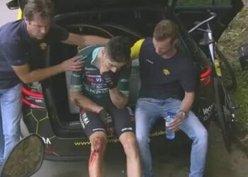 Visma onderzoekt de oorzaken van Wout van Aerts crashes in 2024 – “Hij was de enige die viel op een plek waar hij al meerdere keren eerder was geweest. Hoe is dat mogelijk?”