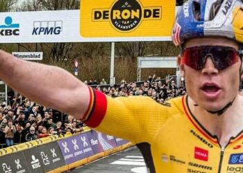 Waarom Wout van Aert zondag De Ronde van Vlaanderen wint