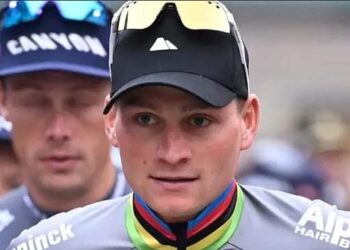Van der Poel ziet probleem in aanloop naar Ronde: ‘Zeker rekening mee houden’