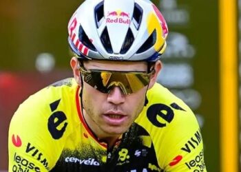 Van Aert Duidelijk over de Ronde van Vlaanderen en Zijn Kansen tegen Van der Poel