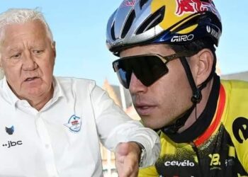 “Nooit!”: Lefevere velt vernietigend oordeel over Wout van Aert