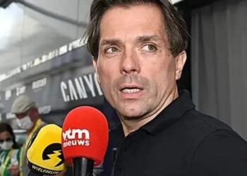 Van der Poel’s Ziekte Blijft Aanslepen: Roodhooft Delen Zorgwekkende Update