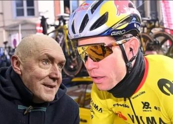 Wielercommentator Michel Wuyts heeft ernstige zorgen geuit over de vorm en vooruitzichten van Wout van Aert. Volgens Wuyts staat de Belgische ster een zware beproeving te wachten.