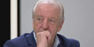 De Cauwer weet reden waarom Van der Poel door publiek bekogeld wordt