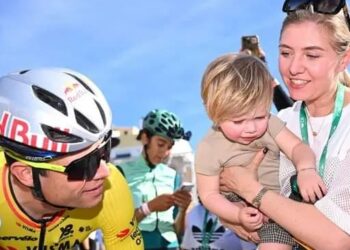 Vlaamse journalist zet Wout van Aert op z’n plek: “Wat hij zegt is niet waar”