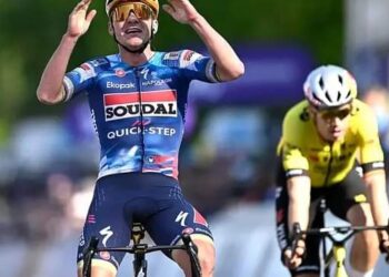 Evenepoel komt met stevige waarschuwing voor Thibau Nys voorafgaand aan komende races