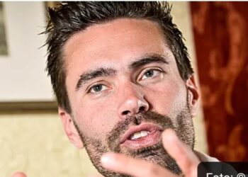 Dumoulin Ziet Structuurprobleem bij Visma: “Kijk naar Van der Poel”