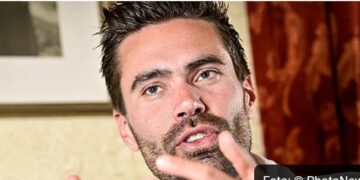 Dumoulin Ziet Structuurprobleem bij Visma: “Kijk naar Van der Poel”