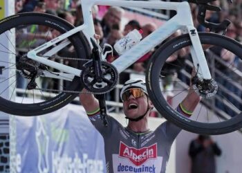 Netflix heeft de aankondiging gedaan van de release van een documentaire over de Nederlandse wielerster Mathieu van der Poel, getiteld The Van Bike.