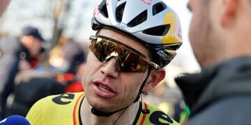 De Belgische wielrenner Wout van Aert gaf toe dat hij zichzelf verbaasde met zijn prestatie in de editie van dit jaar van Parijs-Roubaix