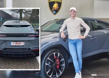 Mathieu van der Poel, een van de grootste talenten in de wielerwereld, heeft zijn ongelooflijke prestaties gevierd met een luxe cadeau voor zichzelf: een gloednieuwe auto ter waarde van maar liefst $300.000.