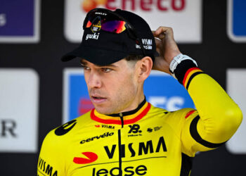 Hij is helemaal niet zo goed” – Wielerlegendes uiten kritiek op Wout van Aert