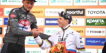 De Vlaeminck bekritiseert Van der Poels rijtactiek en moderne aanpak in het wielrennen