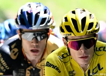 Niet alleen Wout van Aert – Hele Visma-team lijkt verlamd door crashangst: “Daarom ging Vingegaard ook niet naar Itzulia”