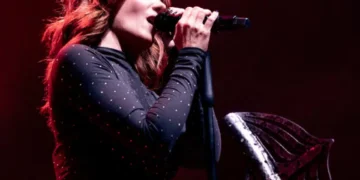 Epica en Seven Kingdoms verlichten The Masquerade