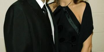 š EXTRAORDINARY PLOT TWIST: Steffi Graf Puts Her 1988 āGolden Slamā Trophy Up for Sale for $50 Million to Help Educate Underprivileged Children