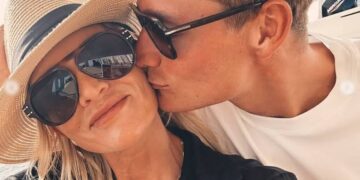 “Vier jaar verder, voor altijd”: Mathieu van der Poel en Roxanne vieren hun 4e jubileum