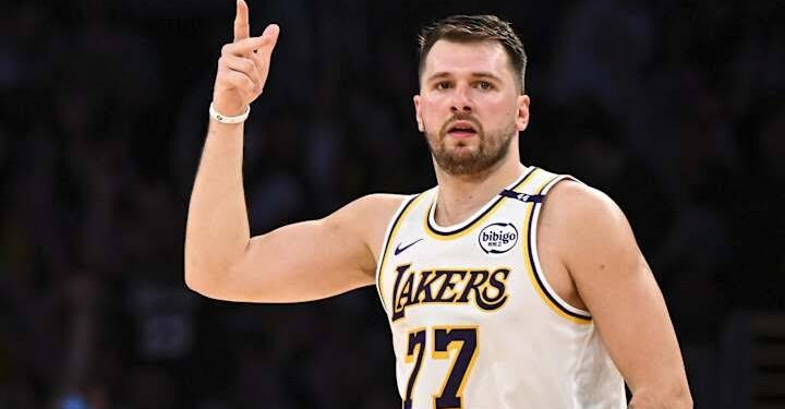 Podaljšanje pogodbe z Luko Dončićem Lakersi je na tleh, saj se pojavljajo težave – Dončić odpira vrata