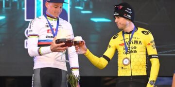 Adrie van der Poel adviseert Wout Van Aert en zijn zoon Mathieu Van der Poel in aanloop naar de Giro d’Italia 2025: “Alles wat jullie doen gaat verder dan wielrennen”