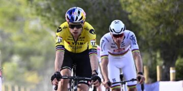 Mathieu van der Poel geeft Wout Van Aert speels advies over het winnen van de Giro d’Italia: ‘Als je een beetje zou kunnen trappen…’