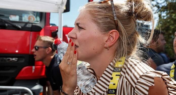 De mooie Sarah de Bie vraagt ​​de onwrikbare steun van fans voor haar man Wout Van Aert