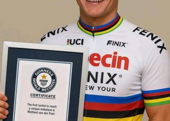Mathieu van der Poel Vestigt Guinness World Record met Historische Wiel mijlpaal