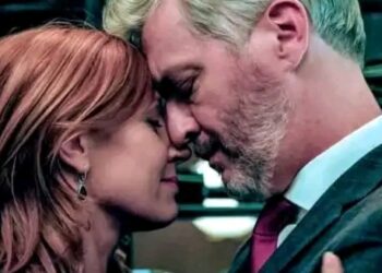 In een recente, emotionele aflevering van de populaire Vlaamse reeks Familie werden kijkers overdonderd door een dramatische wending rond enkele van de meest geliefde personages. Het verhaal van Stefanie nam een hartverscheurende wending die fans in tranen en shock achterliet👇