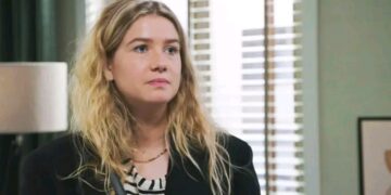 In een onverwachte wending heeft actrice Charlotte Sieben aangekondigd dat ze stopt met haar rol in de populaire en langlopende Vlaamse soap Familie.