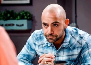 Jo Hens (Niko uit ‘Familie’) haalt uit naar negatieve reacties: “Waarom moet iedereen alles uitschreeuwen in hoofdletters?” 👇👇👇