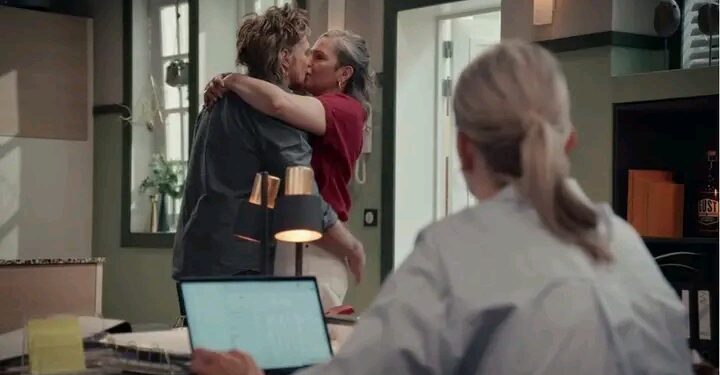 Schok in ‘Familie’: Rudi en Mieke Zoenen – Ontstaat er een Nieuw Koppel?⬇️