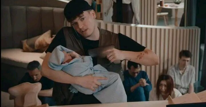 B.L.O.E.D.B.A.D. DREIGT IN SEIZOENSFINALE VAN ‘FAMILIE’: WARD SLAAT DOOR – Gijzeling Mondt Uit in Doodsangst👇