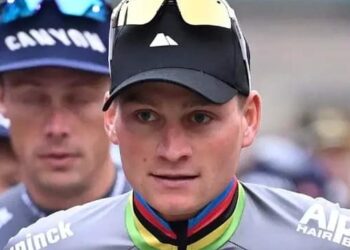 De Nederlandse wielrenner Mathieu van der Poel heeft toegegeven dat het einde van zijn indrukwekkende carrière langzaam in zicht komt