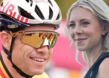 Nederlandse analiste wild van Van Aert: “Je kan het niet zeggen, maar…”