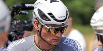 De Nederlandse wielerster Mathieu van der Poel heeft krachtig gereageerd op recente kritiek en hoongelach over zijn prestaties.