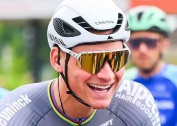 Van der Poel overtreft zichzelf – dankzij weddenschap met Evenepoel