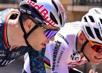 Clash tussen Van Aert en Van der Poel? Roodhooft zet messen op scherp