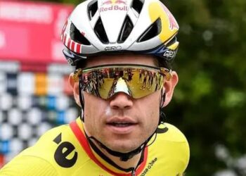 Van Aert wint harten, maar verliest iets cruciaals👇