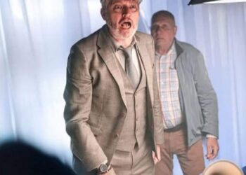 Seizoensfinale ‘Familie’ wordt regelrechte thriller: Ward gaat door het lint tijdens huiveringwekkende gijzeling