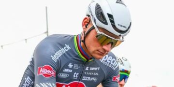 Van der Poel stevig bekritiseerd na atypische Tourvoorbereiding: “Respectloos”