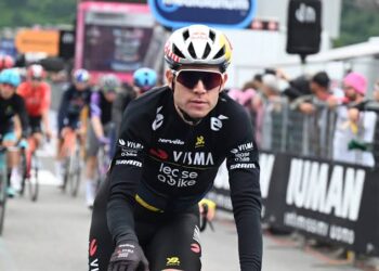 In een grote tegenvaller voor wielerfans en zijn ploeg, heeft de Belgische wielerster Wout van Aert naar verluidt een nieuwe blessure opgelopen tijdens een trainingssessie, slechts enkele dagen voor de start van de Critérium du Dauphiné 2025.