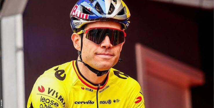 De Belgische wielerster Wout van Aert heeft officieel zijn contract verlengd, tot grote vreugde van zijn fans en met een belangrijke versterking voor de toekomst van zijn ploeg.
