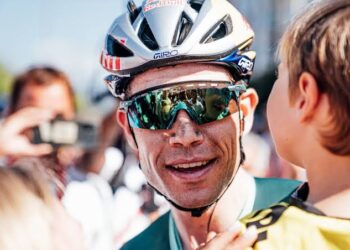 In een ontroerend bericht dat wielerfans over de hele wereld heeft geraakt, heeft de Belgische wielerster Wout van Aert zijn supporters bedankt voor hun onvoorwaardelijke steun tijdens zijn carrière.