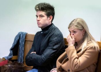 Sarah De Bie maakt zich grote zorgen om Wout van Aert: “Ik ben bang” 😢😢