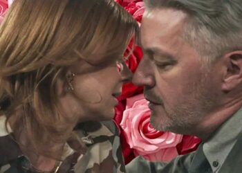 In een wending die niemand had verwacht, zijn Familie-favorieten Véronique en Lars opnieuw samen na de zomervakantie. Na maanden van emotionele afstand, misverstanden en persoonlijke groei lijken de twee hun liefde een nieuwe kans te geven – tot grote vreugde van trouwe kijkers.