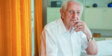 Afscheid komt dichterbij: Ray Verhaeghe (99) bereidt zich voor op zijn laatste jaar bij Familie: ‘Misschien is het tijd om te stoppen’…