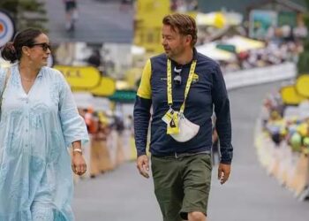 “Vrouw Vingegaard maakt Visma-Lease a Bike en Van Aert gek”